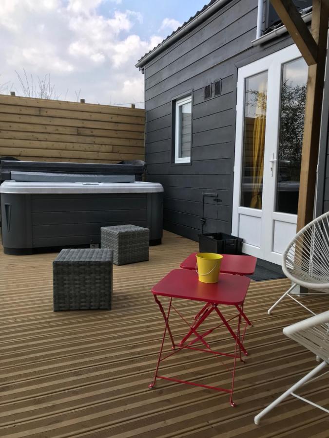 Les Nuits Insolites De La Mothe - Hebergement En Bulle Ou Tiny House Avec Spa Privatif Outremecourt ภายนอก รูปภาพ